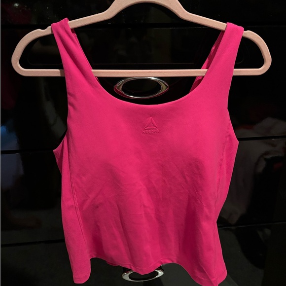 Reebok Pink Tank Top in Size Medium - Picture 2 of 3